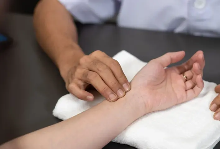 Phòng khám y học cổ truyền Thuận An