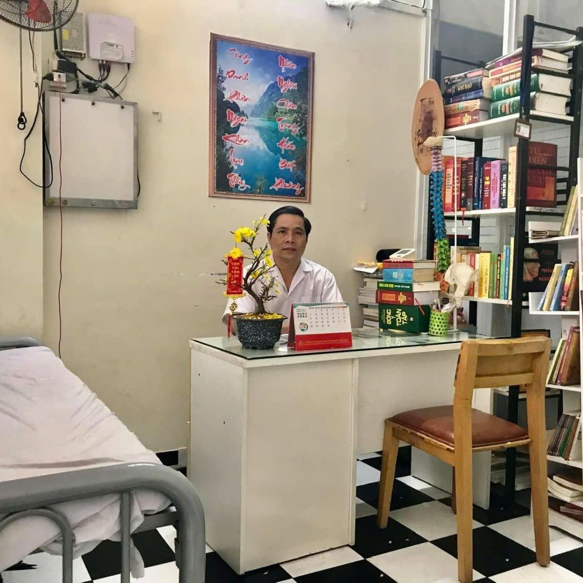 Lương Y: Lê Văn Thành